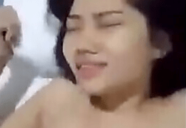 Di Iclik Gadun Wanita Bertopeng Pasrah Karna Enak